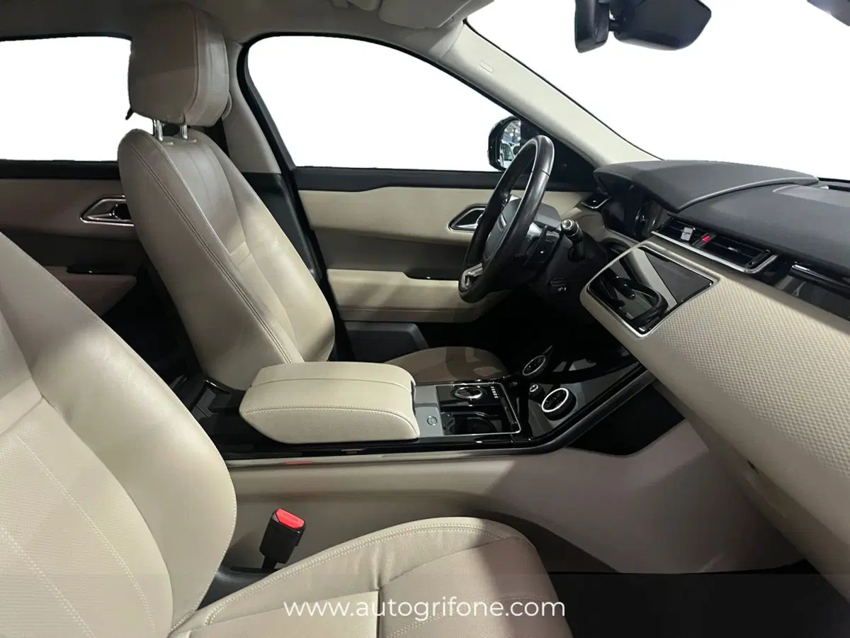 Land Rover Range Rover Velar usata a Modena (15)