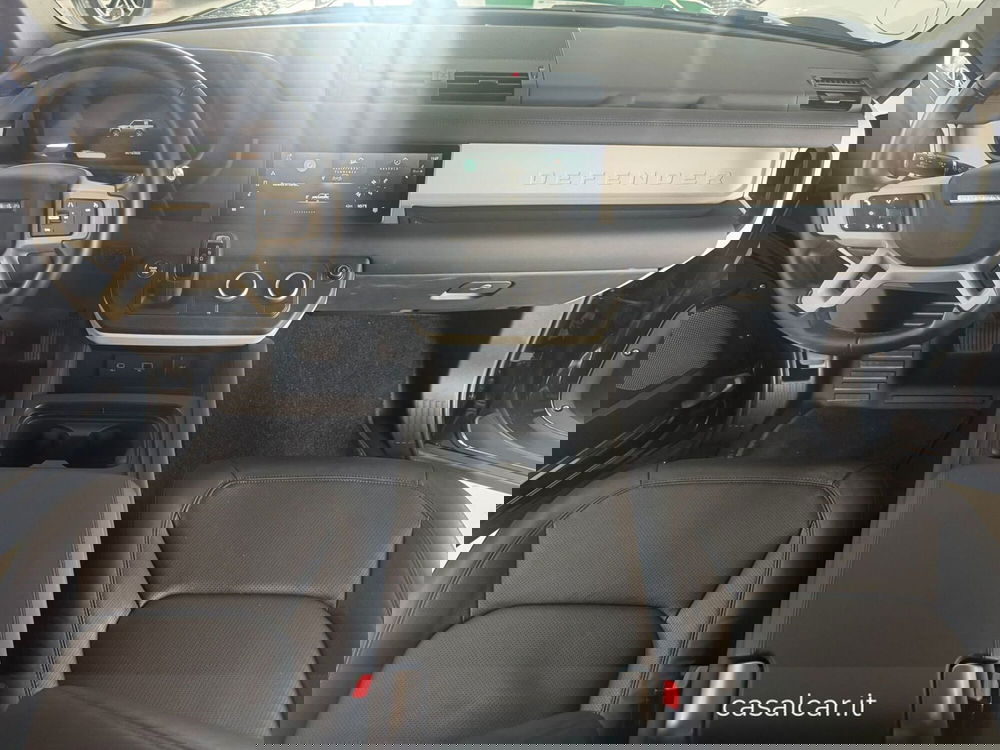 Land Rover Defender usata a Salerno (12)