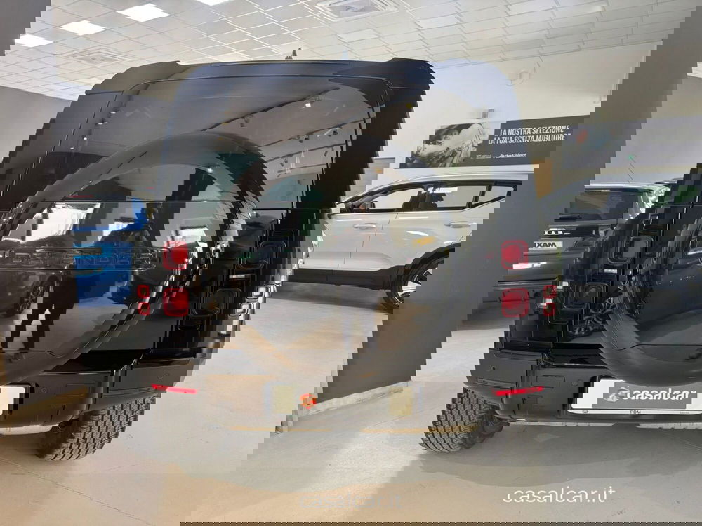 Land Rover Defender usata a Salerno (7)