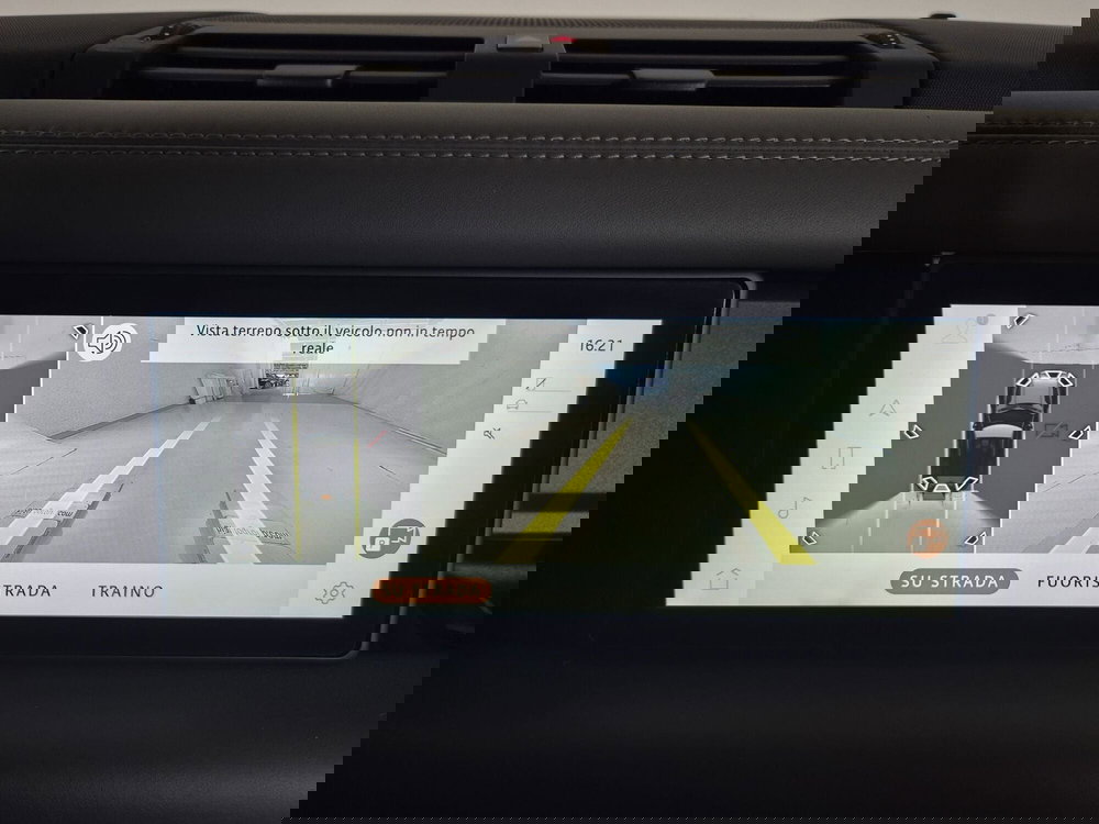 Land Rover Defender usata a Torino (12)