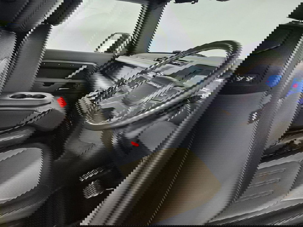 Land Rover Defender usata a Torino (5)