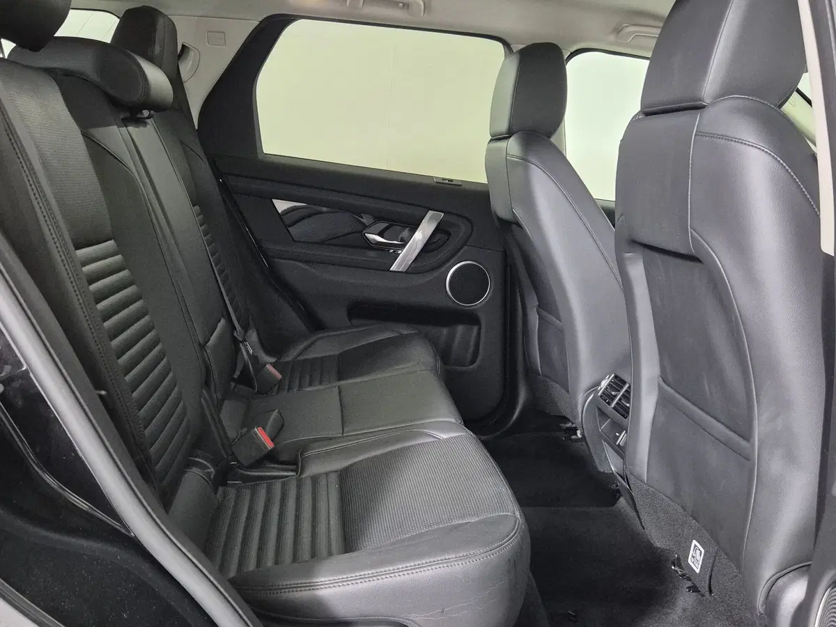 Land Rover Discovery Sport usata a Torino (3)