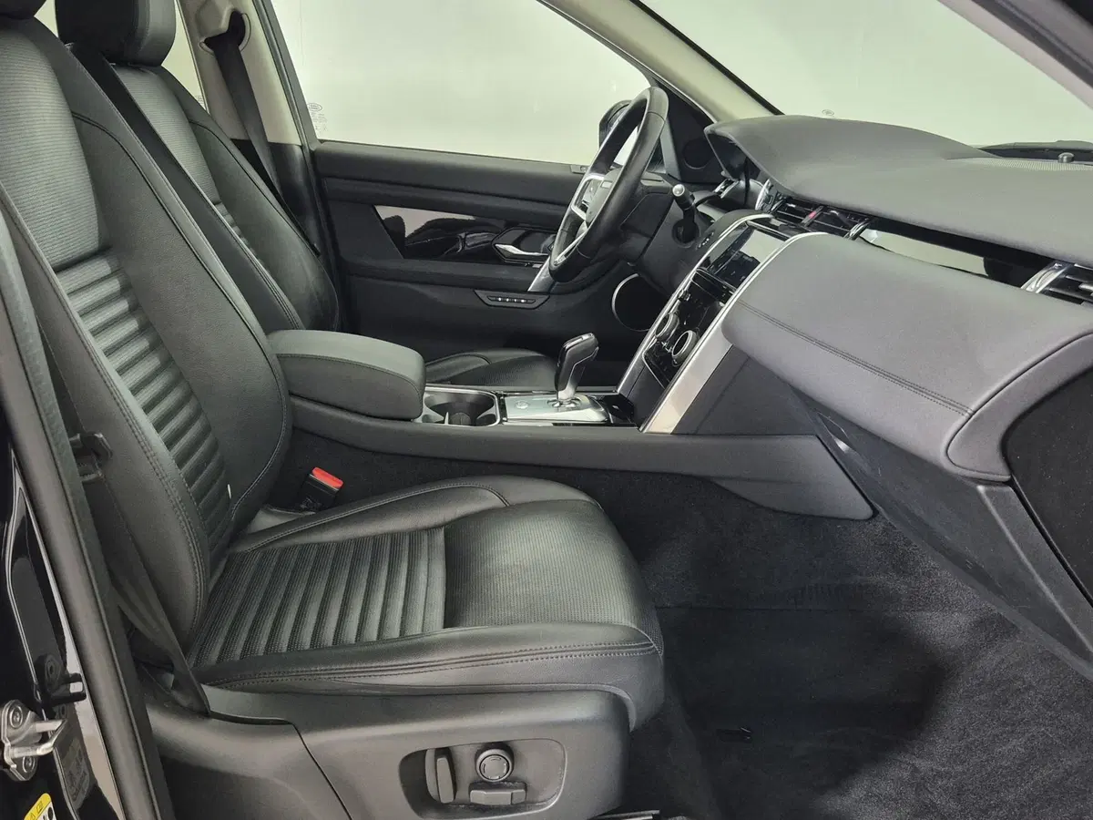 Land Rover Discovery Sport usata a Torino (5)