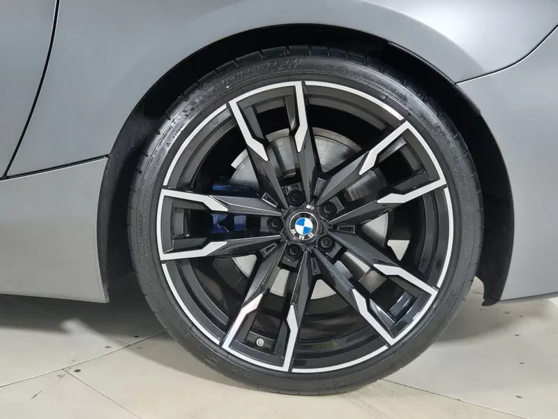 BMW Z4 Cabrio usata a Torino (14)