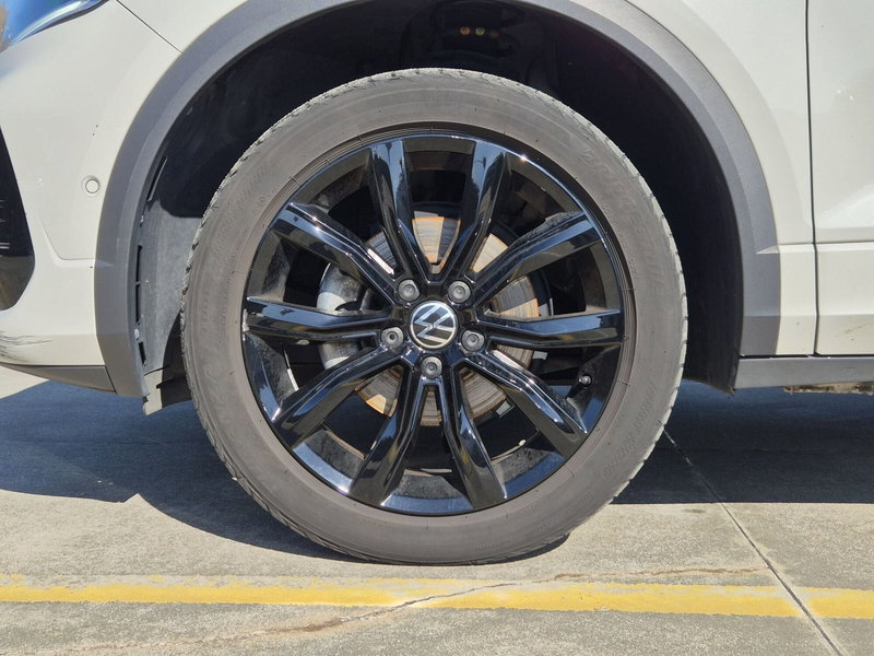 Volkswagen T-Roc usata  (12)