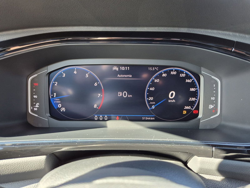 Volkswagen T-Roc usata  (13)