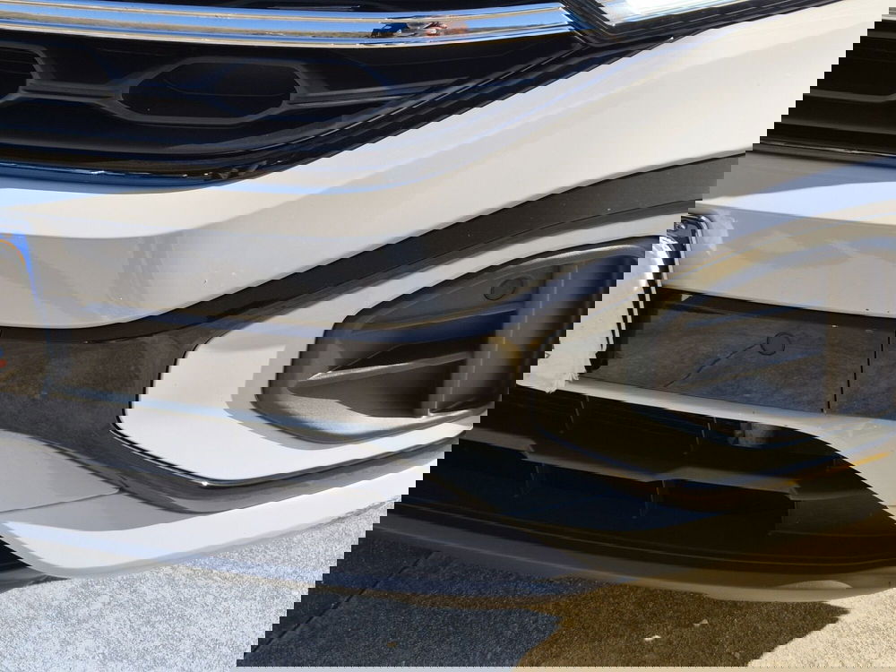 Volkswagen T-Roc usata  (17)