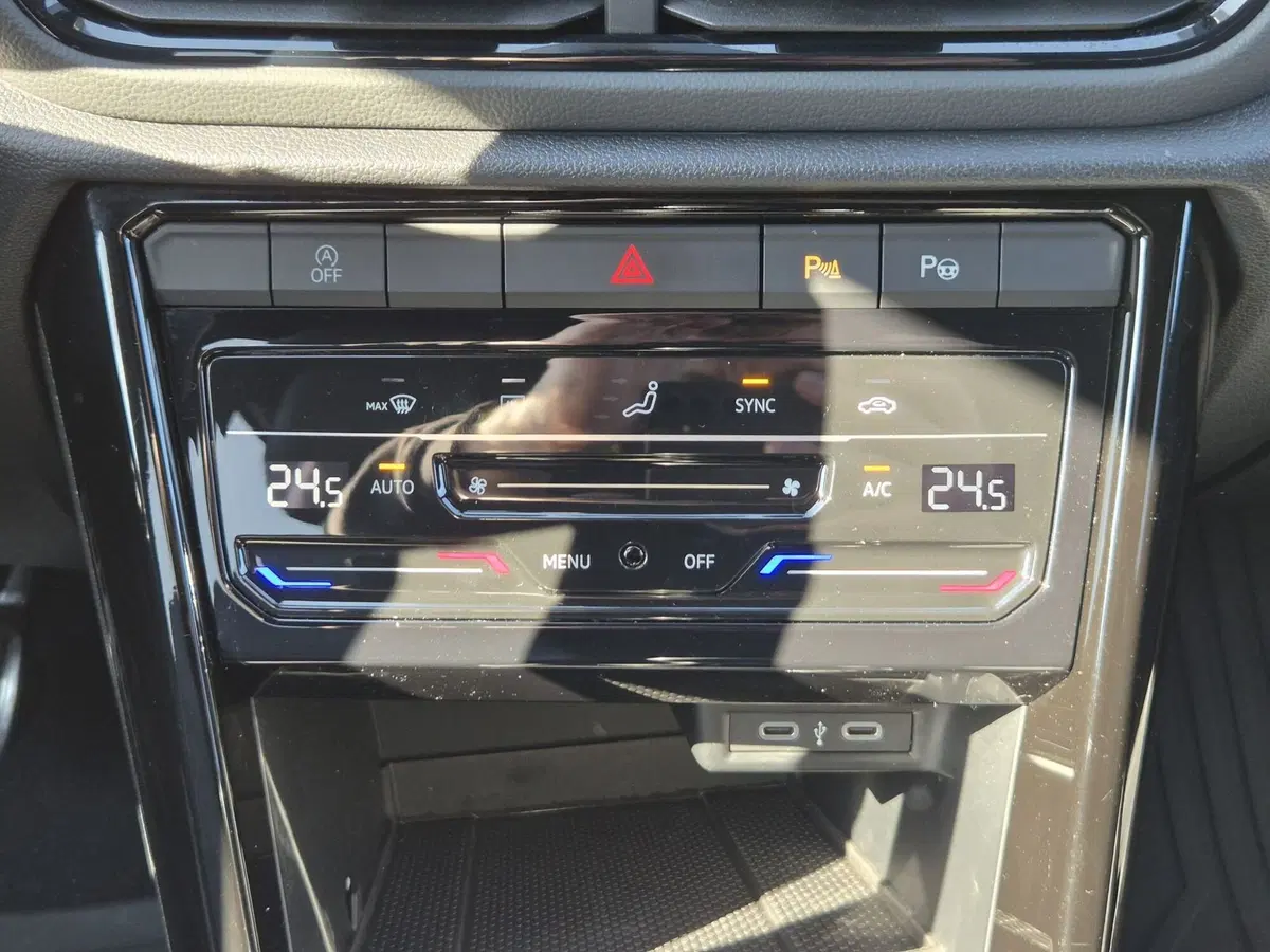 Volkswagen T-Roc usata  (20)