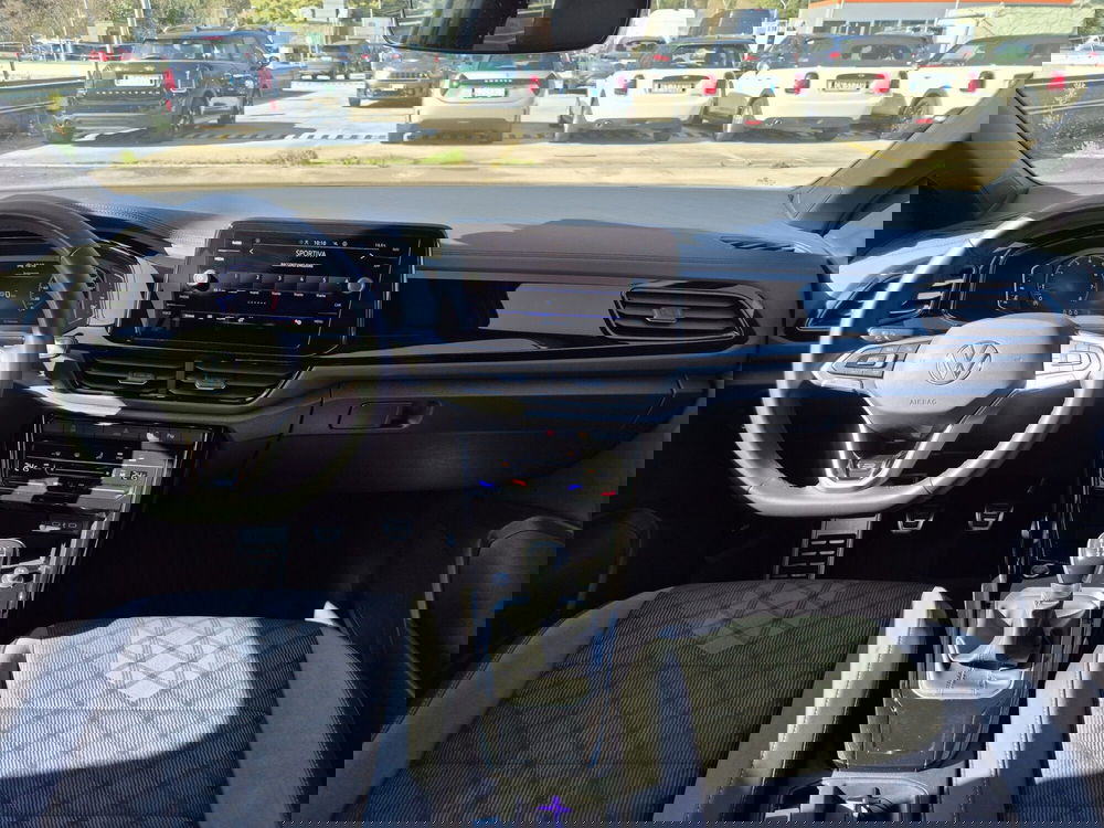 Volkswagen T-Roc usata  (8)