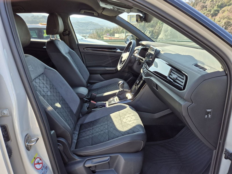 Volkswagen T-Roc usata  (9)
