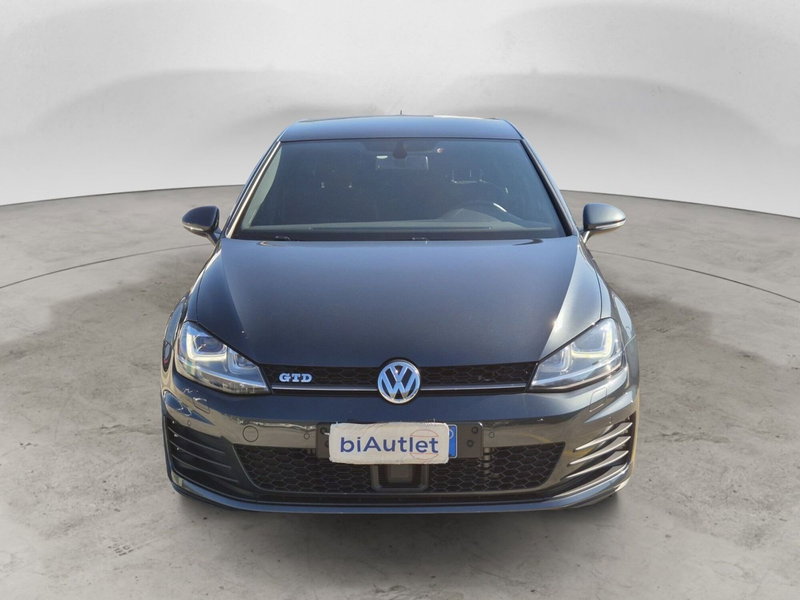 Volkswagen Golf usata  (2)