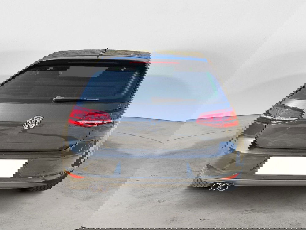 Volkswagen Golf usata  (3)