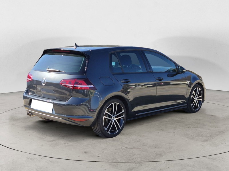 Volkswagen Golf usata  (4)