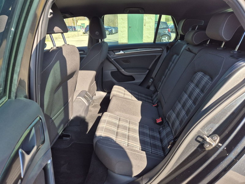 Volkswagen Golf usata  (7)