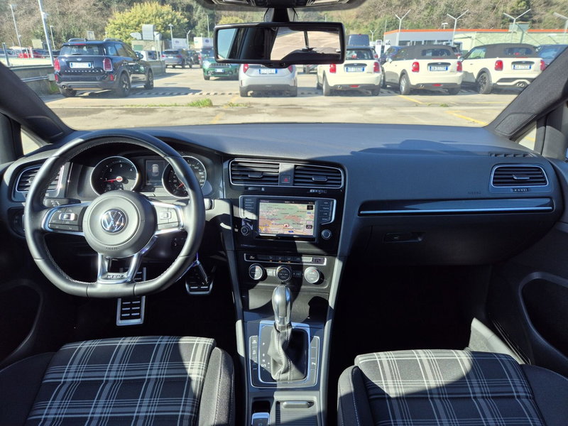 Volkswagen Golf usata  (8)