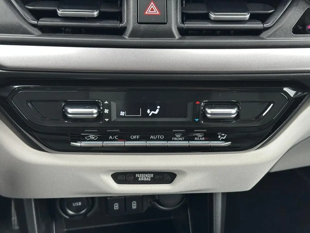 Suzuki Swift nuova a Pistoia (10)