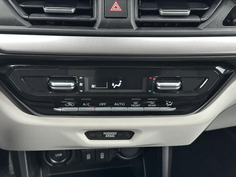 Suzuki Swift nuova a Pistoia (10)