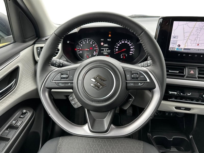 Suzuki Swift nuova a Pistoia (5)