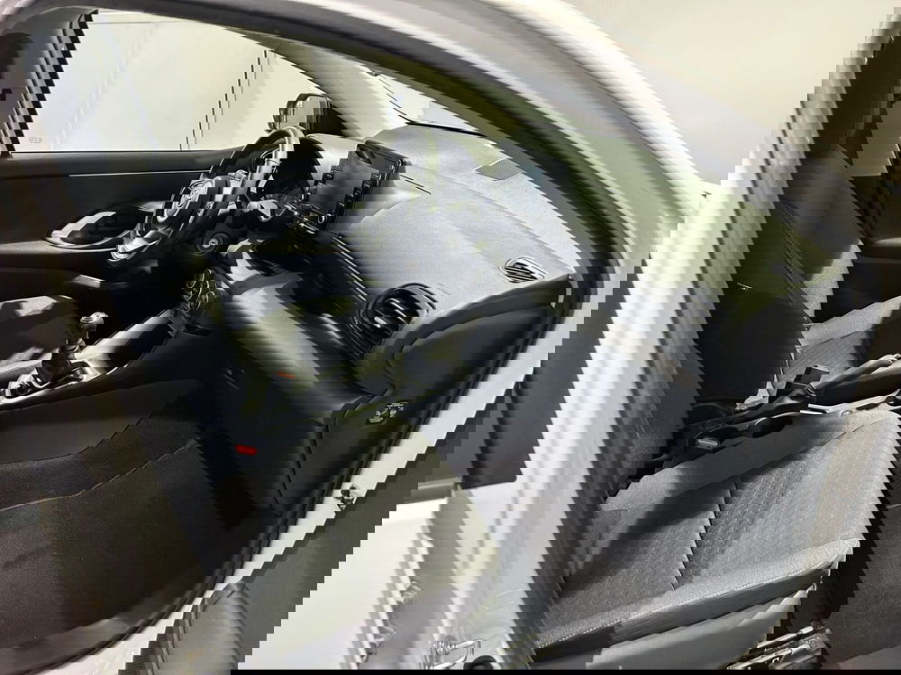 Toyota Yaris usata a Milano (6)