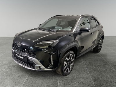 Toyota Yaris Cross Lounge awd-i 130cv e-cvt del 2025 usata a Milano