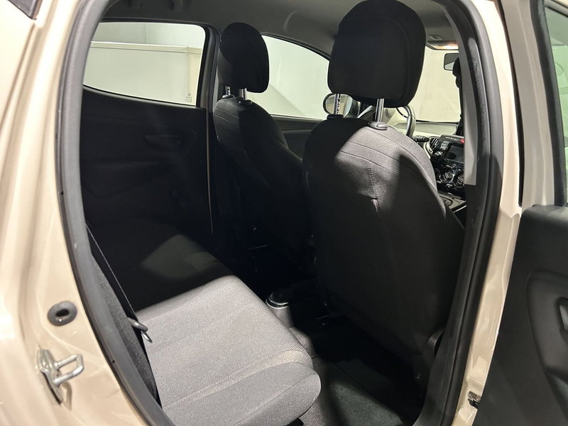 Lancia Ypsilon usata a Milano (12)
