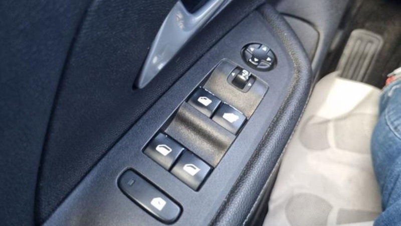Opel Mokka usata a Savona (10)
