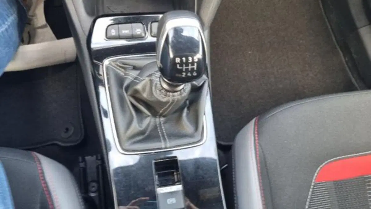 Opel Mokka usata a Savona (13)