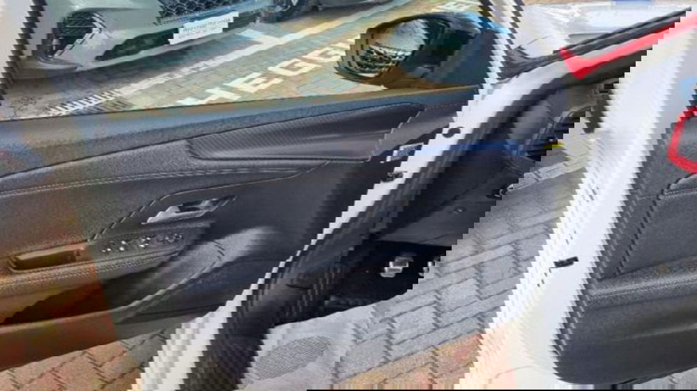 Opel Mokka usata a Savona (19)