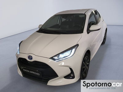 Toyota Yaris 1.5 Hybrid 5 porte Trend del 2022 usata a Milano