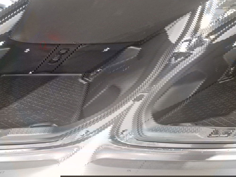 Toyota Yaris Cross usata a Frosinone (11)