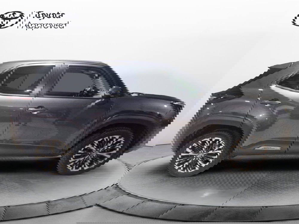 Toyota Yaris Cross usata a Frosinone (14)