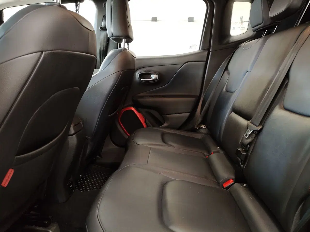 Jeep Renegade usata a Roma (14)