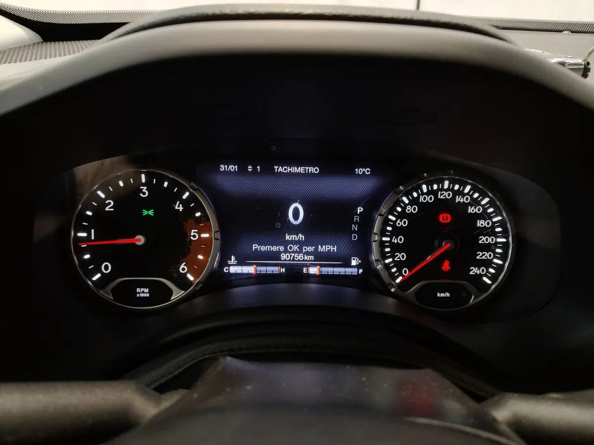 Jeep Renegade usata a Roma (15)