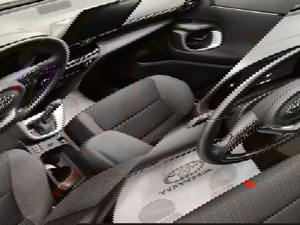 Toyota Yaris Cross usata a Frosinone (13)