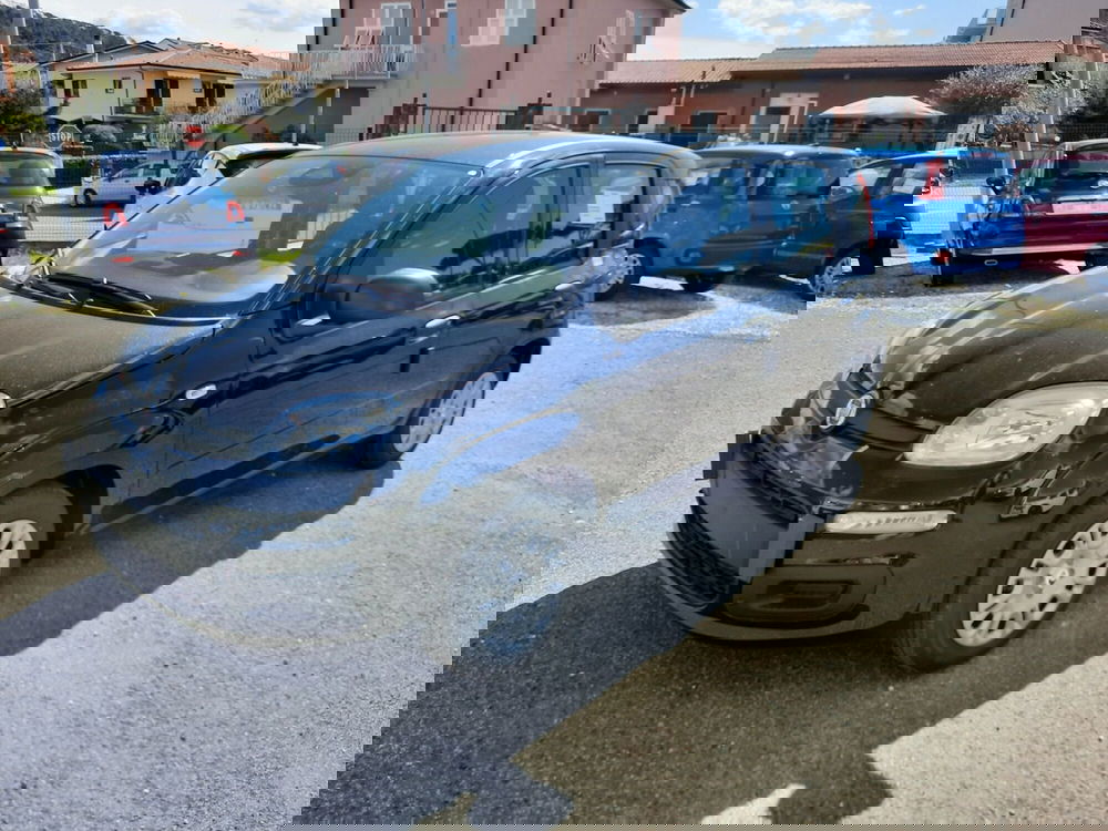 Fiat Panda nuova a La Spezia (3)