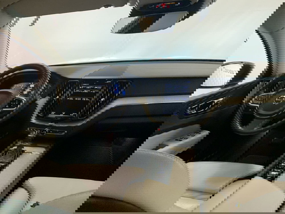 Volvo XC60 usata a Ferrara (18)