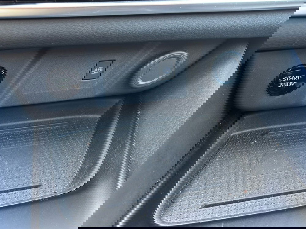 Nissan Qashqai usata a Bologna (19)