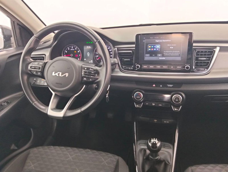 Kia Rio usata a Como (11)