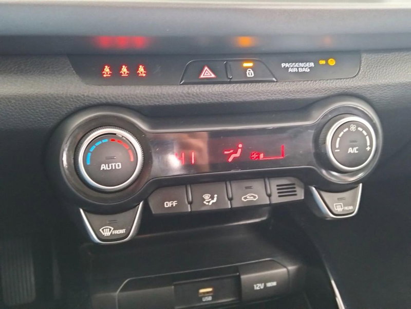 Kia Rio usata a Como (17)