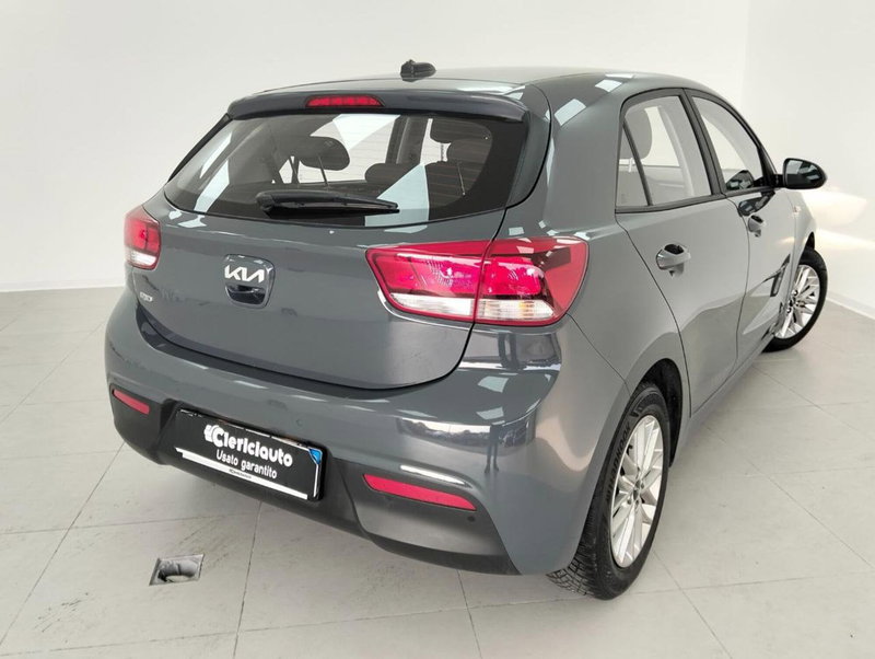 Kia Rio usata a Como (2)