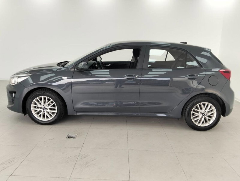 Kia Rio usata a Como (8)