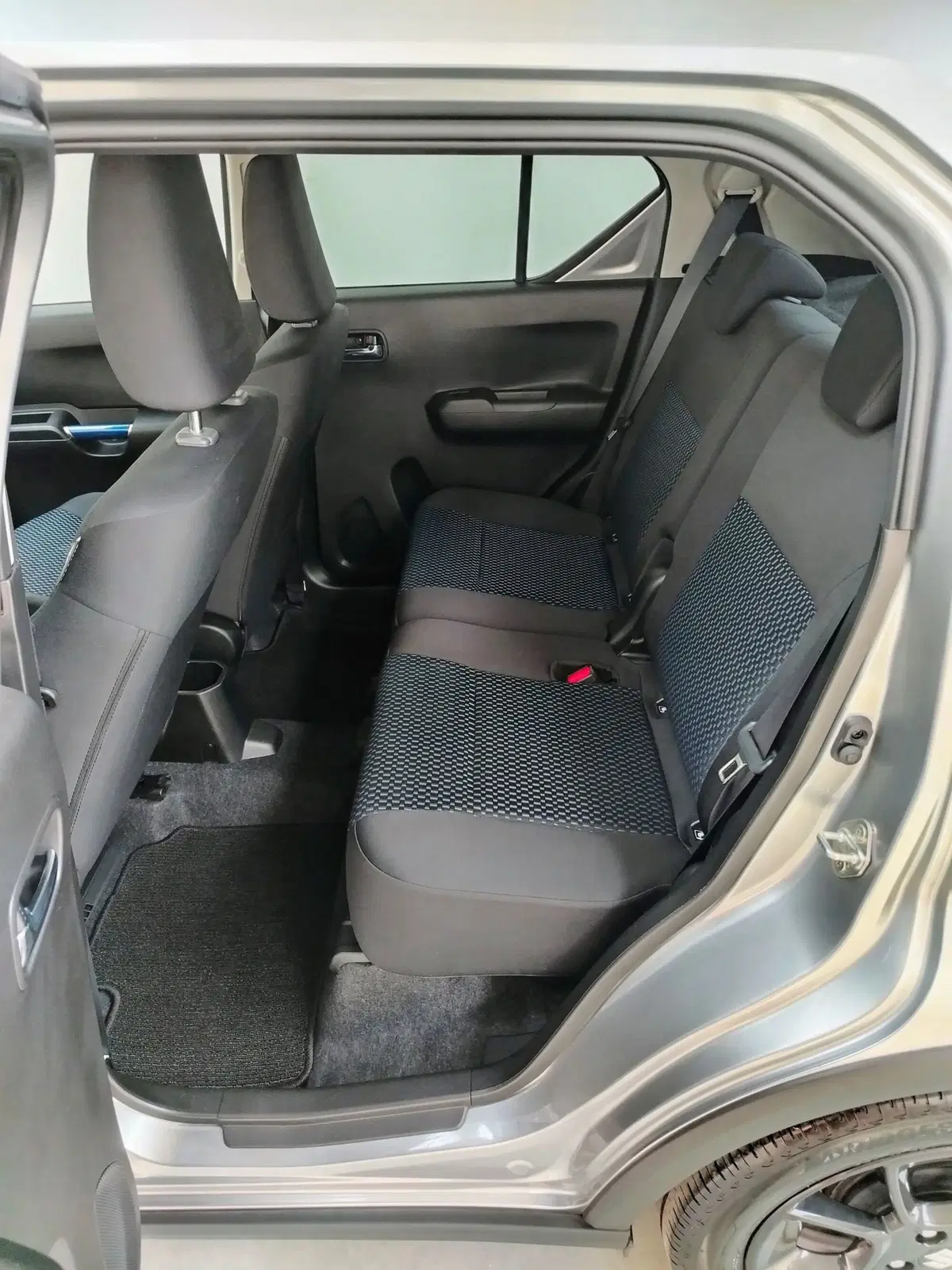 Suzuki Ignis usata a Rovigo (8)