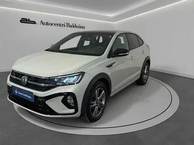 Volkswagen Taigo 1.0 TSI 110 CV R-Line del 2023 usata a Roma