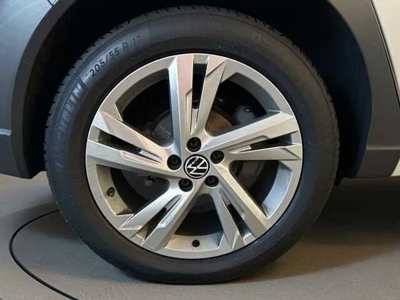 Volkswagen Taigo usata a Roma (7)