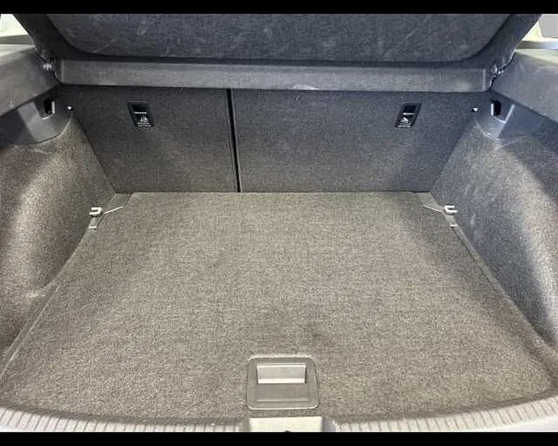 Volkswagen Taigo usata a Roma (12)