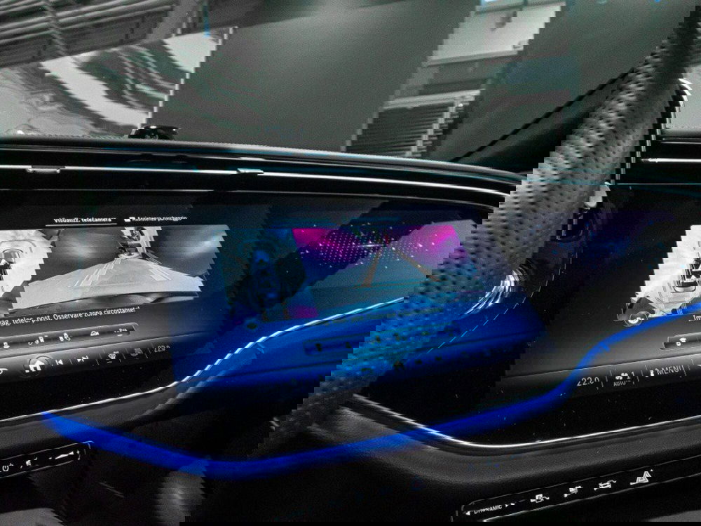 Mercedes-Benz Classe E nuova a Ancona (17)