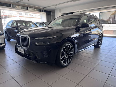 BMW X7 xDrive40d 48V del 2023 usata a Messina