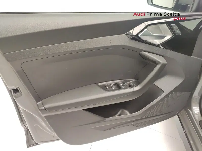 Audi A1 allstreet usata a Avellino (16)