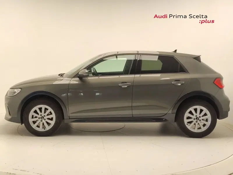 Audi A1 allstreet usata a Avellino (4)