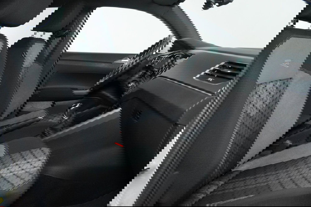 Volkswagen Taigo usata a Perugia (11)